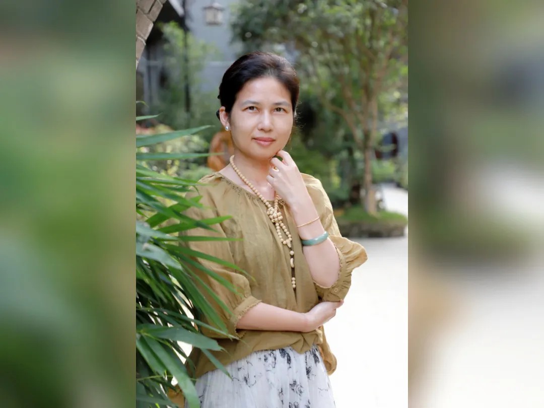 1729991993325596.jpg 1729991993325596.jpg