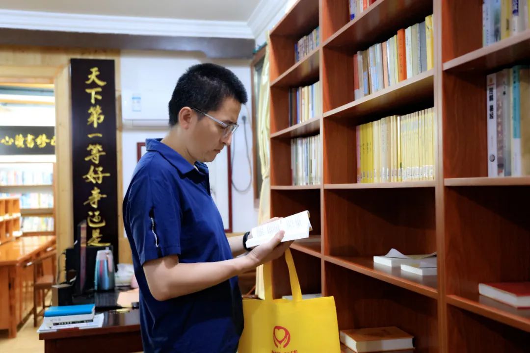 1750470504424594.jpg 1750470504424594.jpg