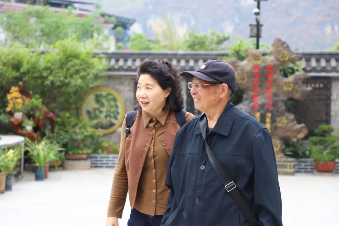 1752054051125463.jpg 1752054051125463.jpg