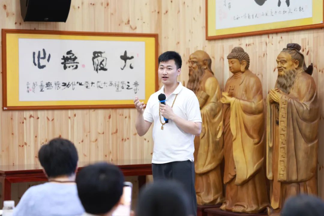 1753322694565824.jpg 1753322694565824.jpg