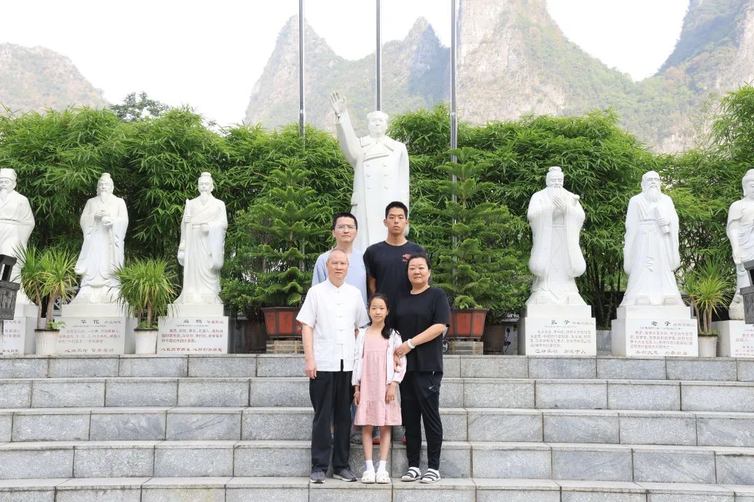 1756341728769881.jpg 1756341728769881.jpg